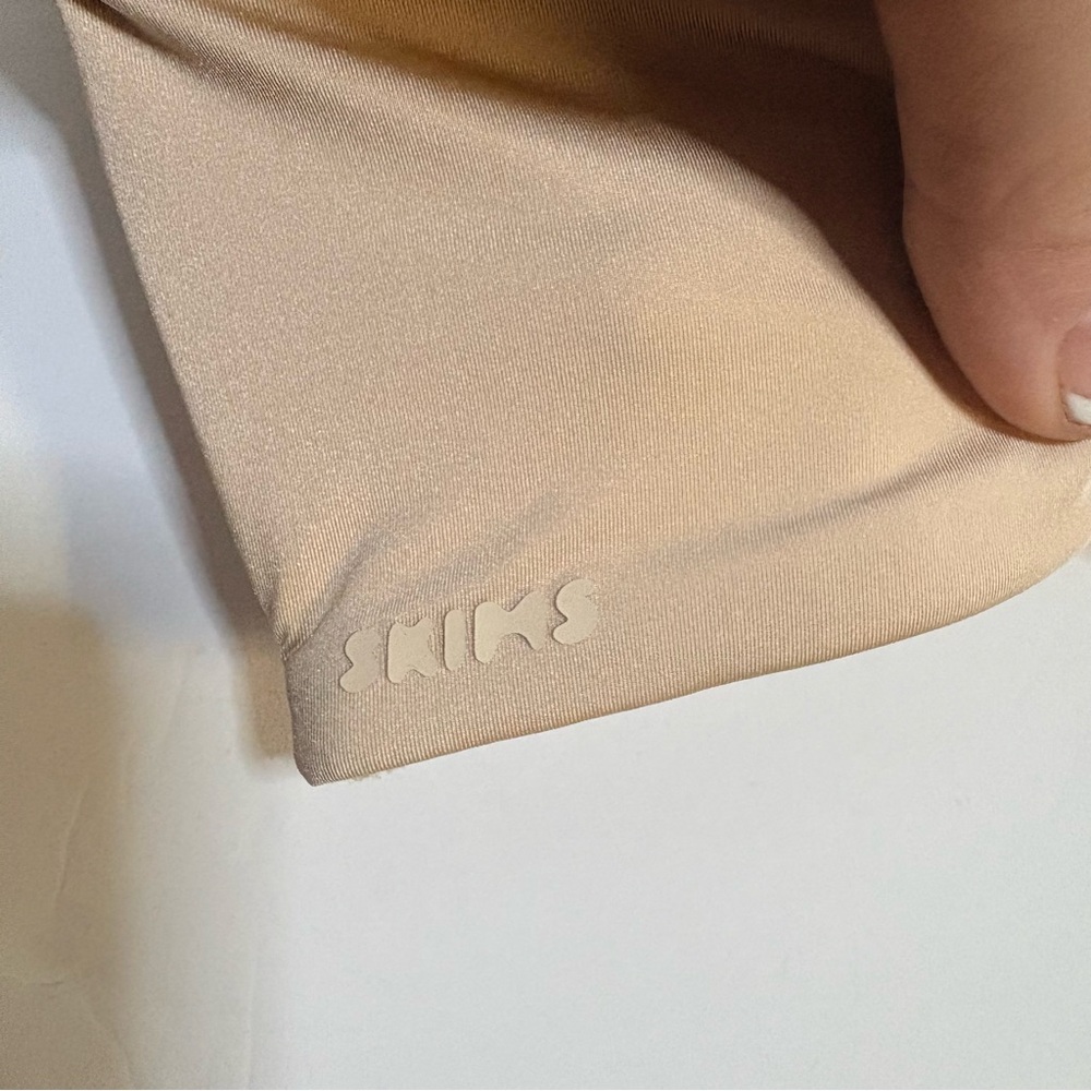 SKIMS Bra NEW - Picture 3 of 7